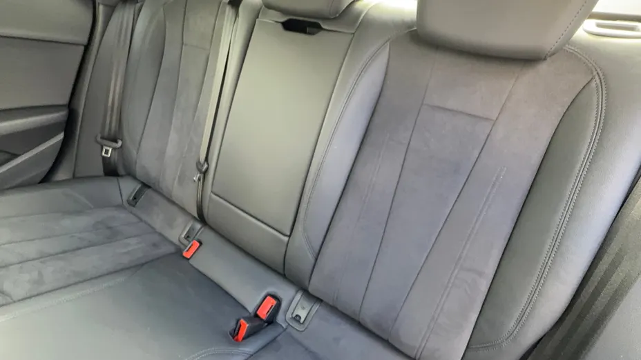 AUDI A4 A4 40 TFSI mHEV S Line S tronic