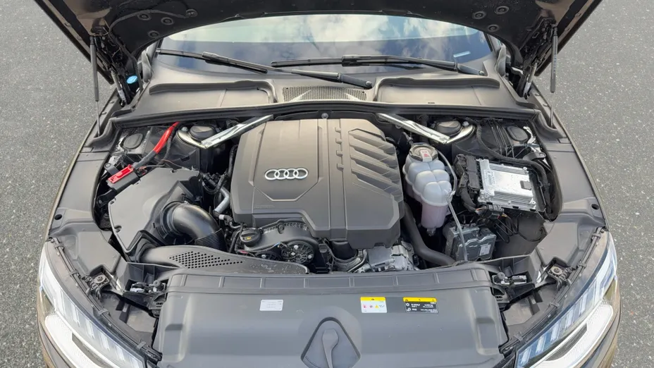 AUDI A4 A4 40 TFSI mHEV S Line S tronic