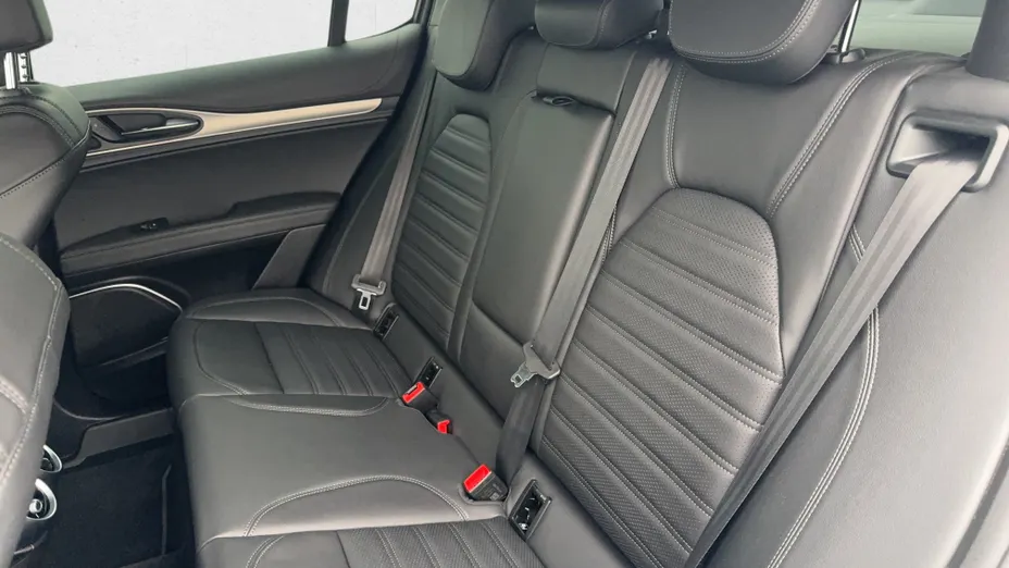 ALFA ROMEO Stelvio Stelvio 2.0 Turbo Veloce Q4 aut