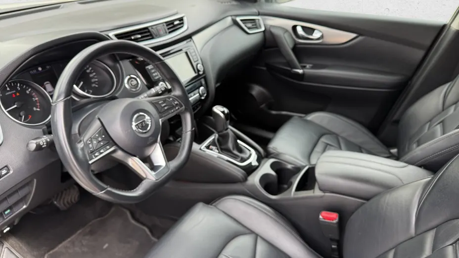 NISSAN Qashqai Qashqai 1.3 DIG-T Tekna DCT