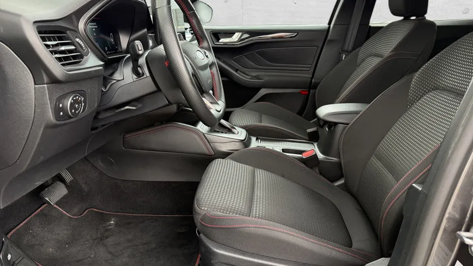FORD Focus Focus 1.0 EcoBoost mHEV ST-Line X aut