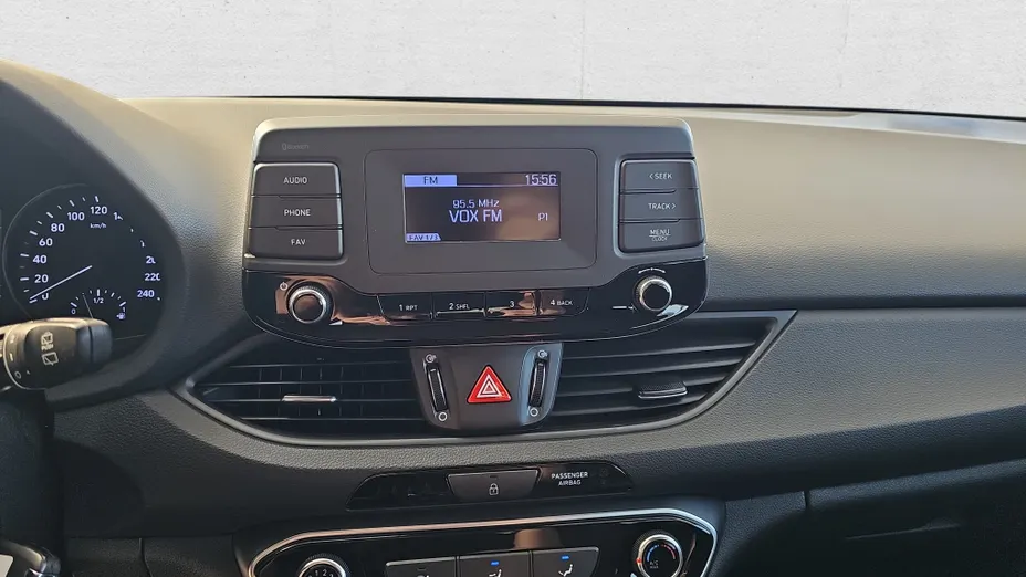 HYUNDAI i30 i30 1.5 DPI Classic +