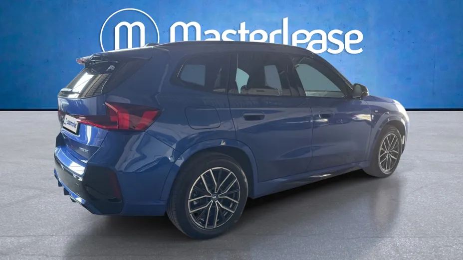 BMW iX1 iX1 xDrive30 66.5kWh M Sport
