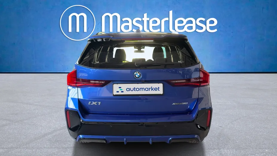BMW iX1 iX1 xDrive30 66.5kWh M Sport