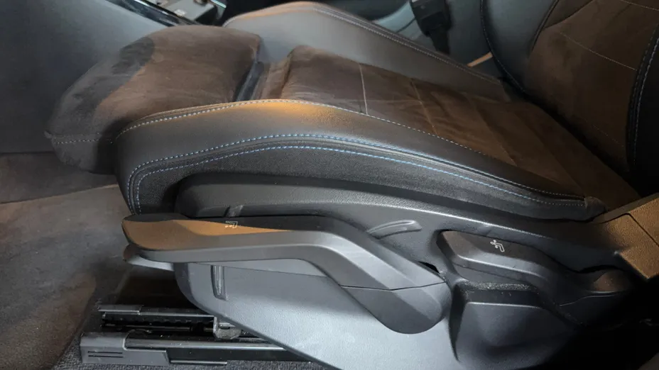 BMW iX1 iX1 xDrive30 66.5kWh M Sport