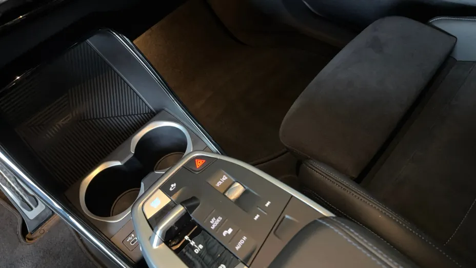 BMW iX1 iX1 xDrive30 66.5kWh M Sport
