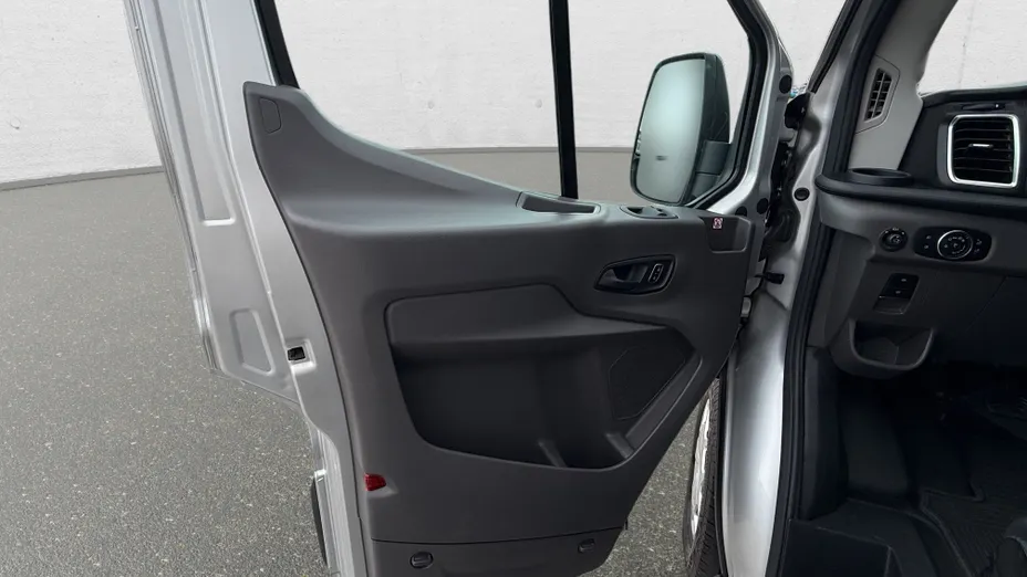 FORD Transit E-Transit 350 L3H2 RWD Trend