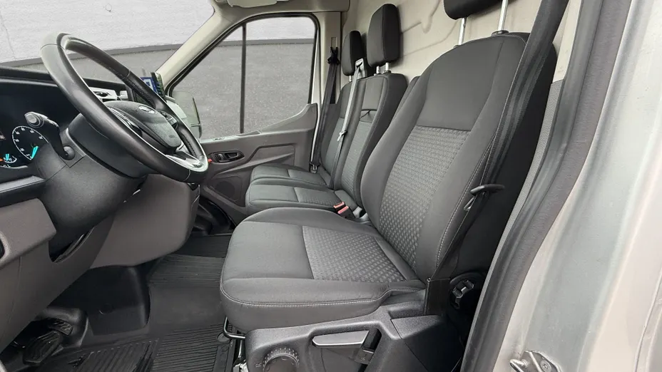FORD Transit E-Transit 350 L3H2 RWD Trend