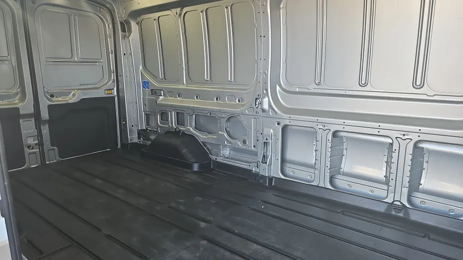 FORD Transit E-Transit 350 L3H2 RWD Trend