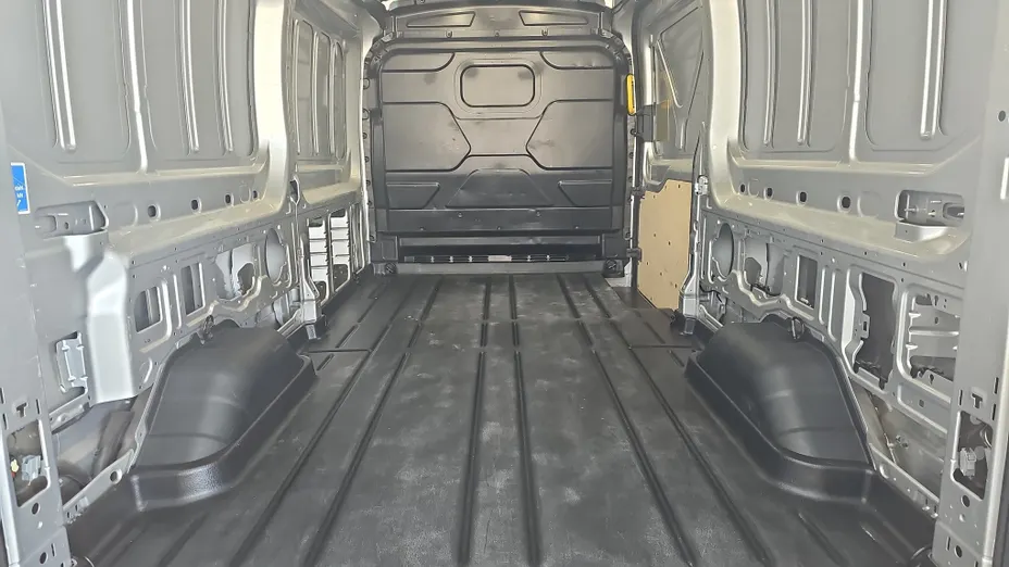 FORD Transit E-Transit 350 L3H2 RWD Trend