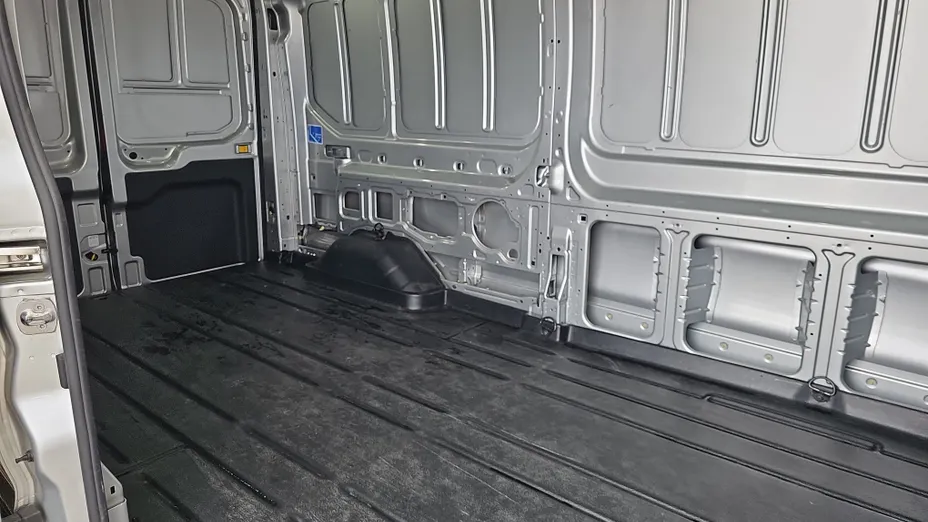 FORD Transit E-Transit 350 L3H2 RWD Trend