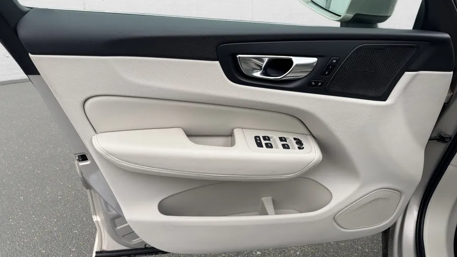 VOLVO XC60 XC60 B5 B AWD Inscription aut