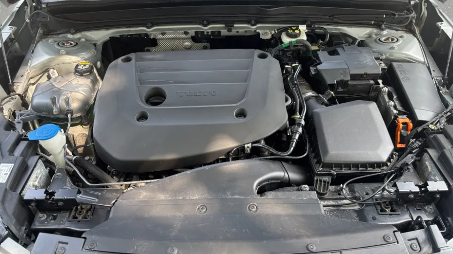 VOLVO XC40 XC40 B3 Essential aut
