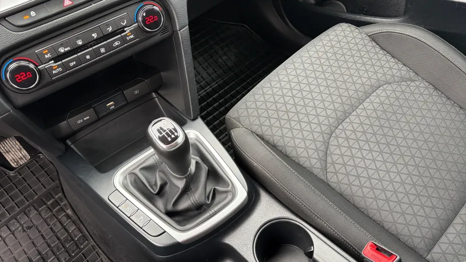 KIA Cee'd Ceed 1.6 CRDi SCR M