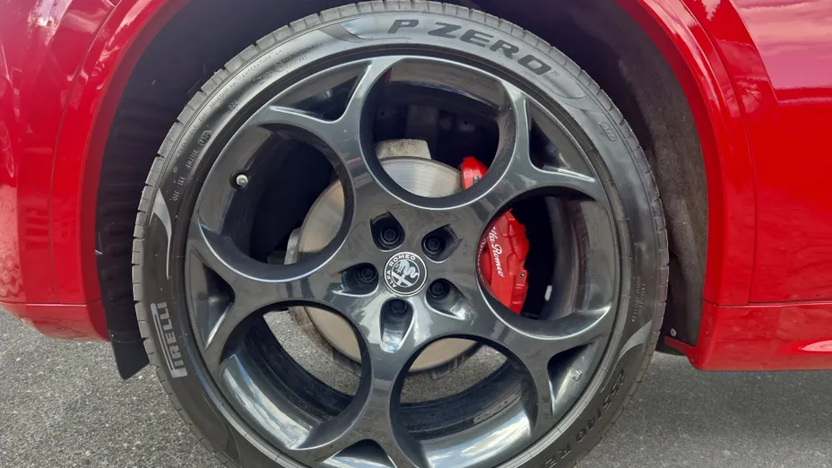 ALFA ROMEO Stelvio Stelvio 2.0 Turbo Tributo Italiano Q4 aut