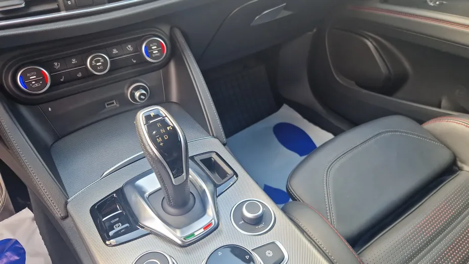 ALFA ROMEO Stelvio Stelvio 2.0 Turbo Tributo Italiano Q4 aut
