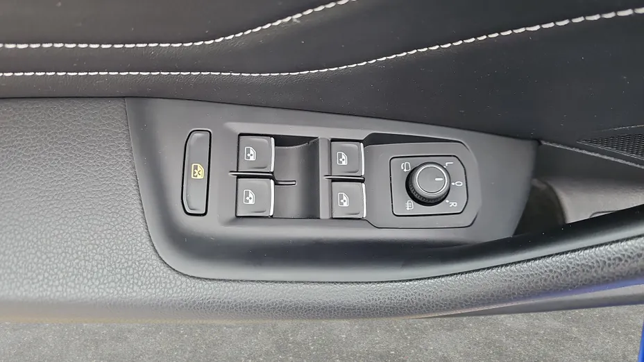 VOLKSWAGEN Arteon Arteon 2.0 TSI R-Line DSG