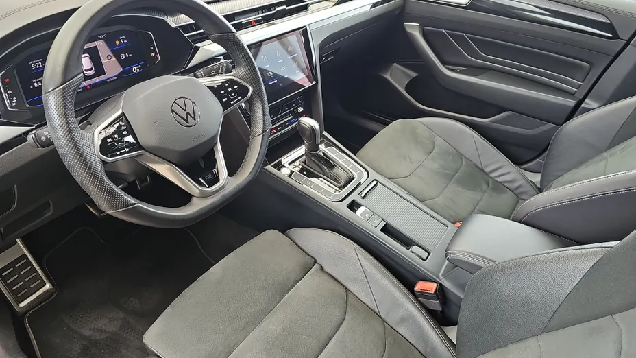 VOLKSWAGEN Arteon Arteon 2.0 TSI R-Line DSG