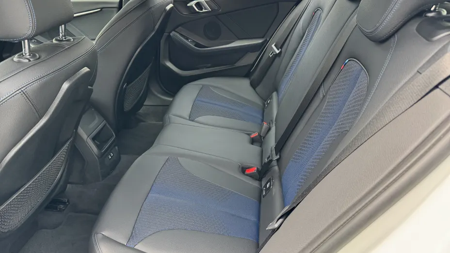 BMW Seria 1 118d M Sport aut