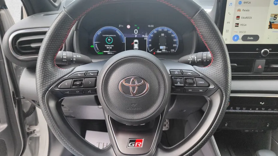TOYOTA Yaris Yaris Hybrid 1.5 GR Sport