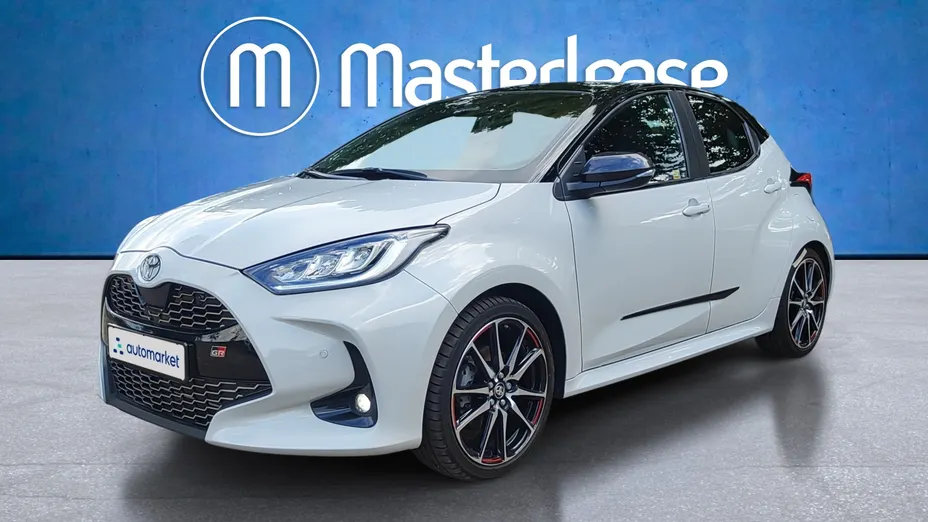 TOYOTA Yaris Yaris Hybrid 1.5 GR Sport