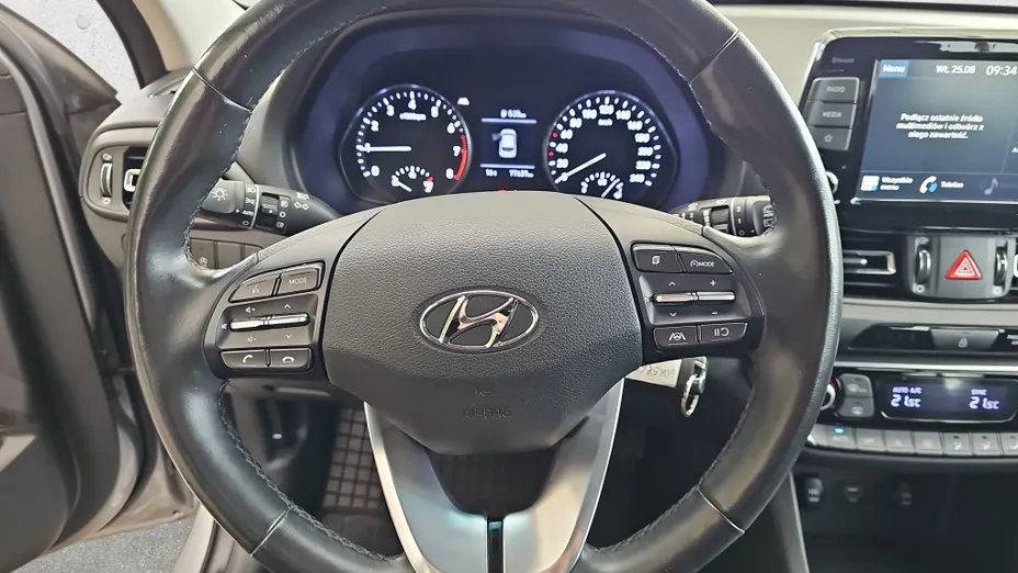 HYUNDAI i30 i30 1.5 DPI Smart