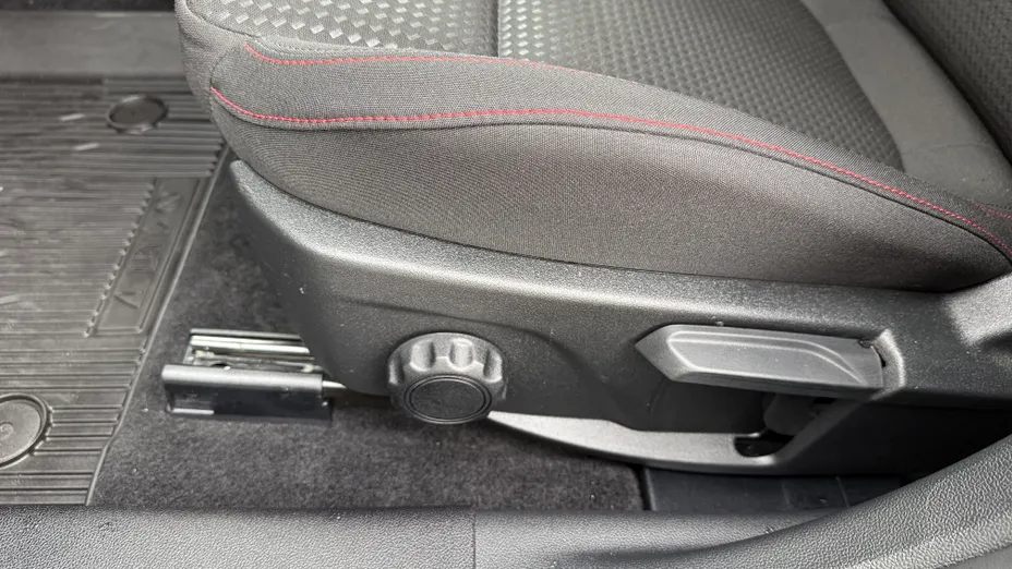 FORD Focus Focus 1.0 EcoBoost mHEV ST-Line X aut