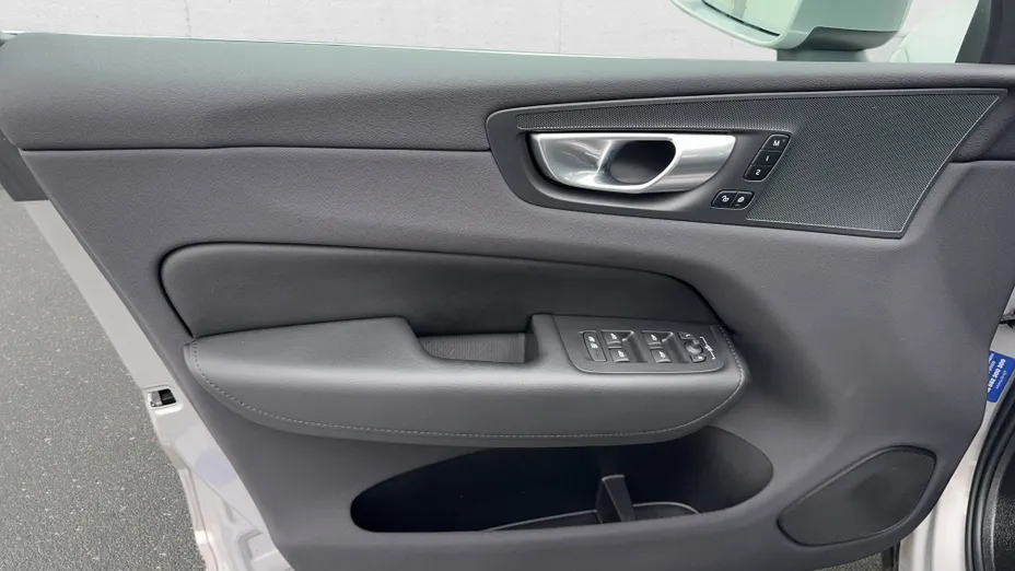 VOLVO XC60 XC60 B4 B Plus Bright aut