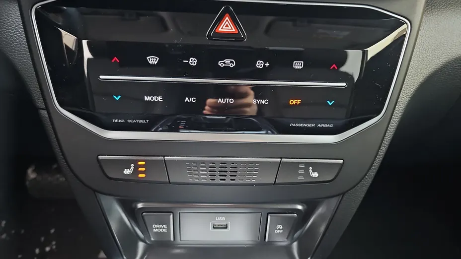 KGM / SSANGYONG Tivoli Tivoli 1.5 T-GDI Adventure aut