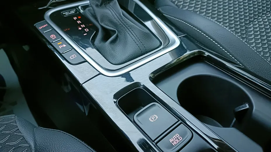 KIA Cee'd Ceed 1.5 T-GDI Tribute DCT