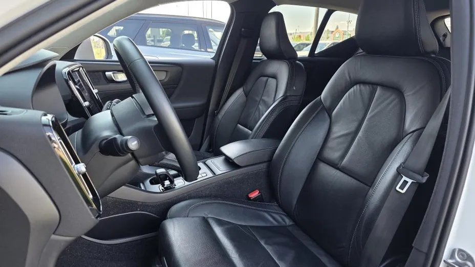 VOLVO XC40 XC40 B3 Core aut