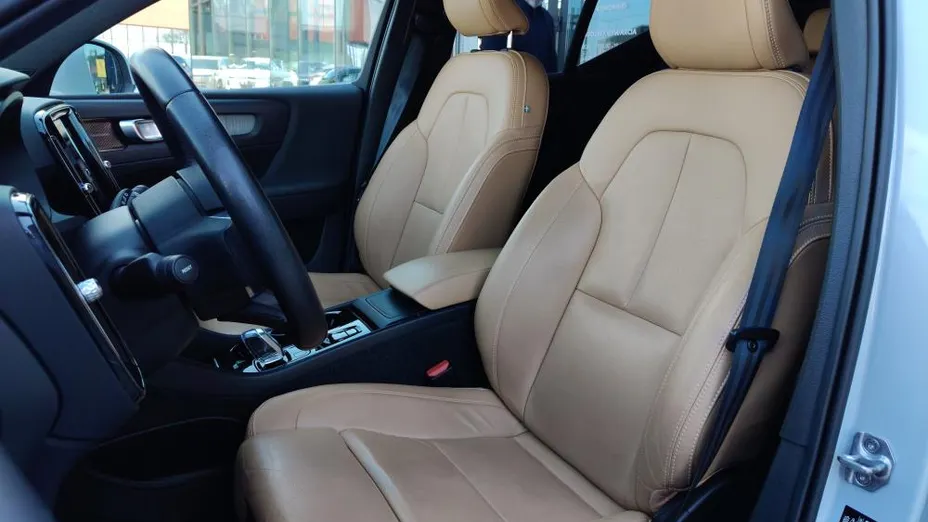 VOLVO XC40 XC40 B4 B Inscription aut