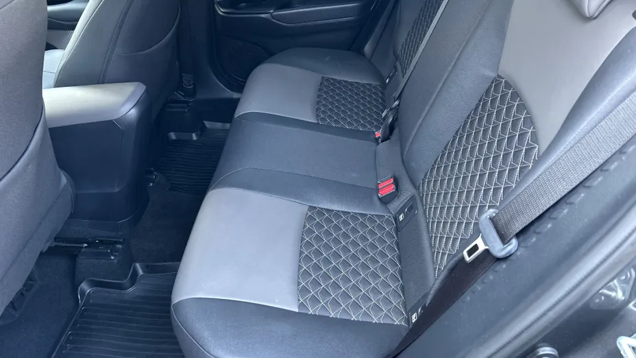 TOYOTA C-HR C-HR 1.8 Hybrid Executive
