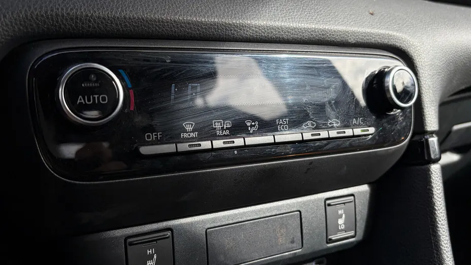 TOYOTA Yaris Yaris Hybrid 1.5 Style
