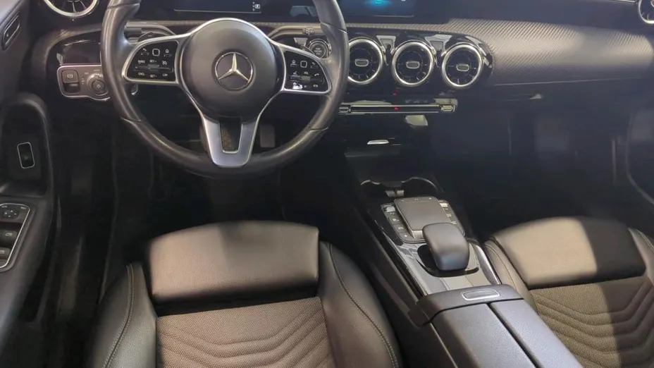 MERCEDES-BENZ A Klasa A 180 7G-DCT