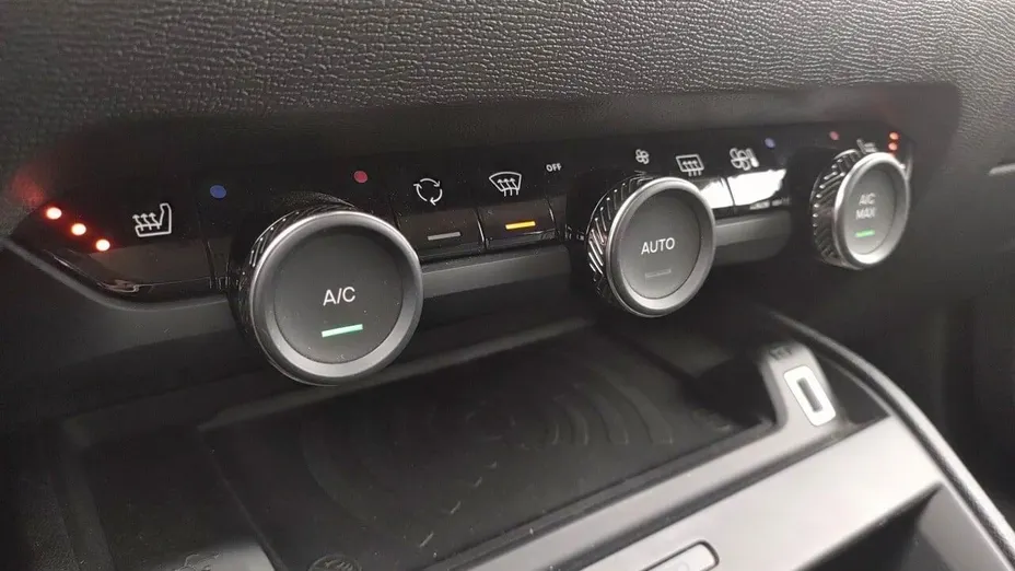 CITROEN C4 C4 1.2 PureTech Max S&S EAT8
