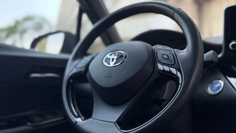 TOYOTA C-HR C-HR 2.0 Hybrid GR Sport