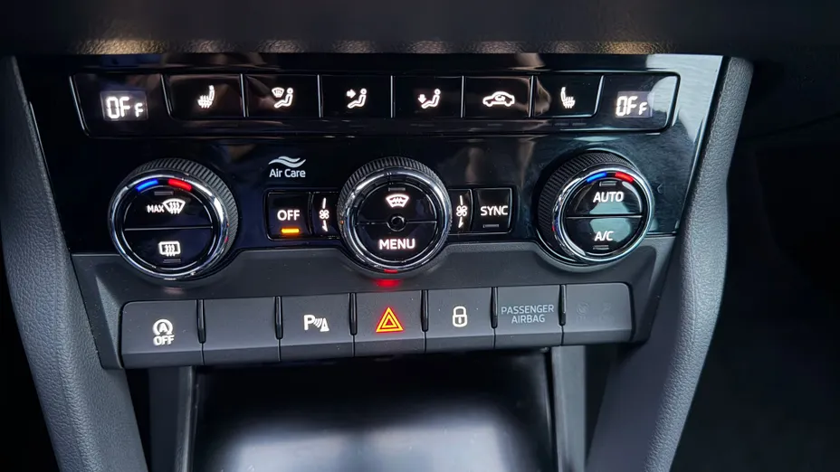 SKODA Karoq Karoq 1.5 TSI ACT Sportline DSG