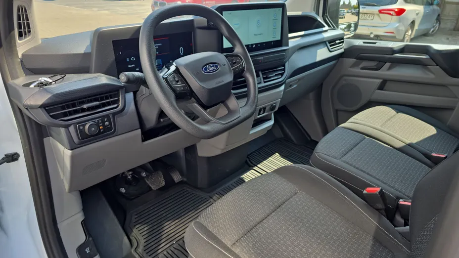 FORD Transit Custom Transit Custom Kombi 2.5 PHEV 340 L2H1 Trend CVT M1