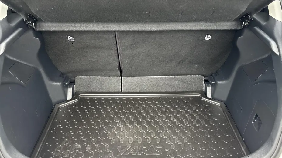 TOYOTA Yaris Yaris Hybrid 1.5 Style