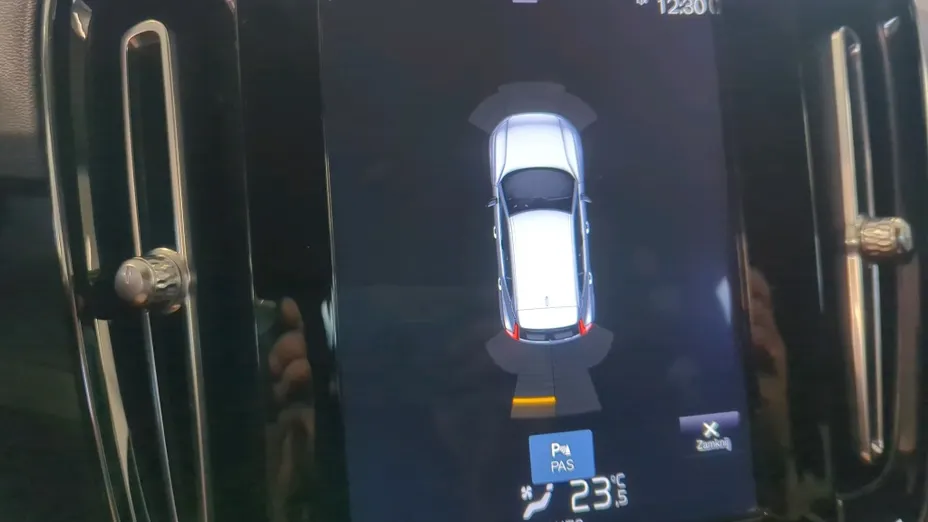 VOLVO XC40 XC40 T3 Momentum Pro aut