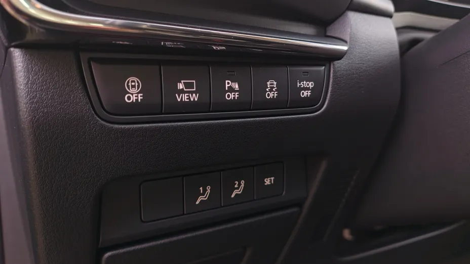 MAZDA 3 3 2.0 mHEV Hikari aut