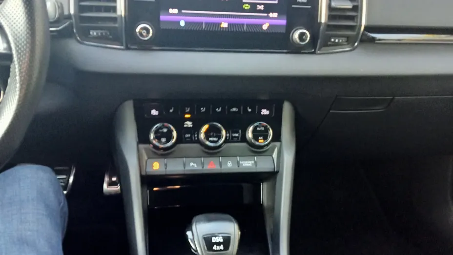 SKODA Karoq Karoq 2.0 TDI SCR 4x4 Sportline