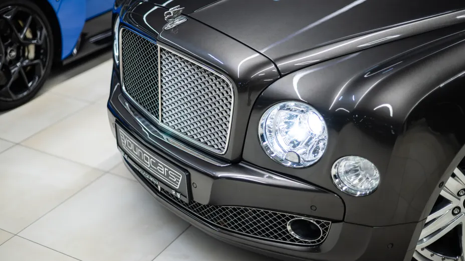 BENTLEY Mulsanne -