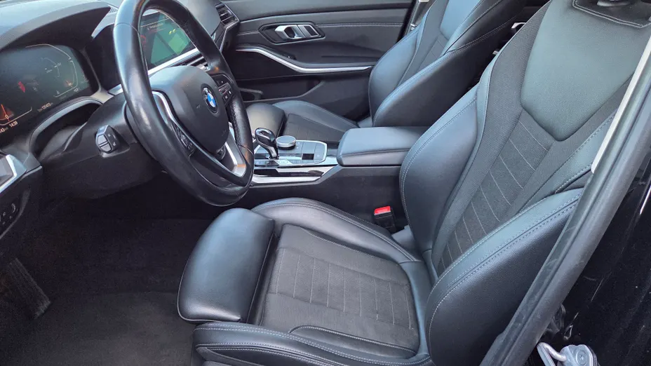 BMW Seria 3 320d xDrive Sport Line aut