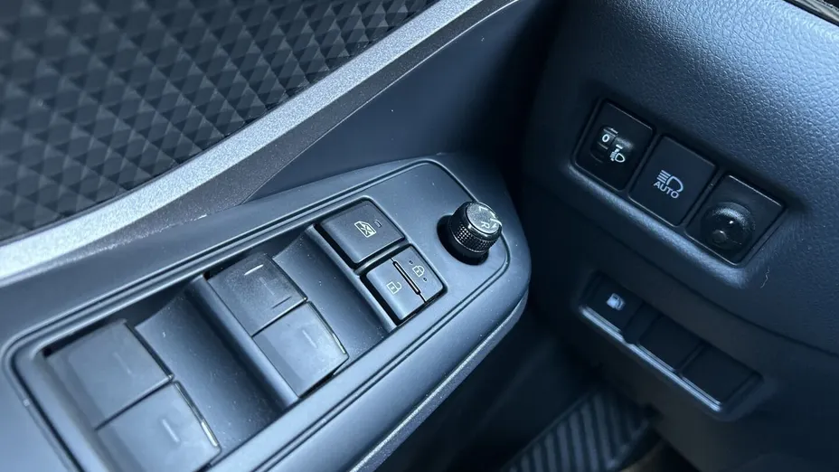 TOYOTA C-HR C-HR 1.2 T Comfort