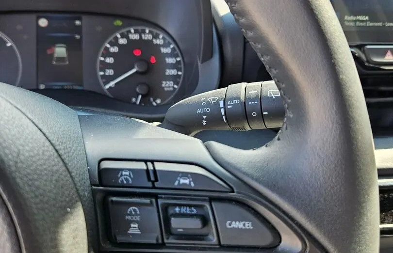 TOYOTA Yaris Yaris Hybrid 1.5 Comfort