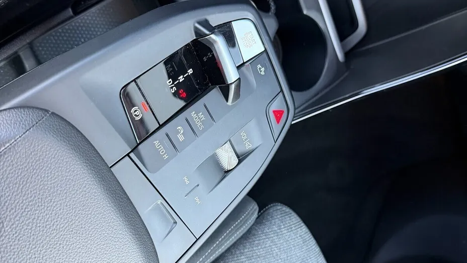 BMW Seria 2 218d aut