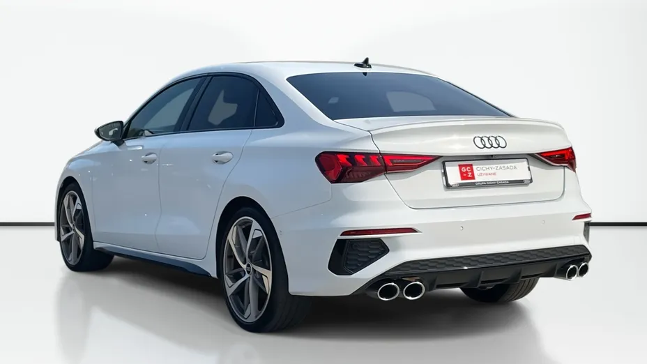 AUDI S3 Limousine -