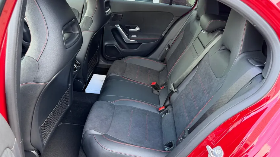 MERCEDES-BENZ A Klasa A 35 AMG 4-Matic 8G-DCT